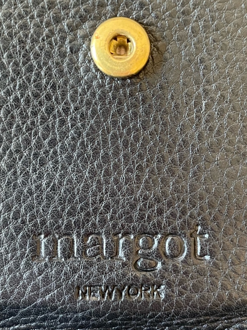 Margot New York Lizzie small bifold leather wallet in black - Picture 4 of 13